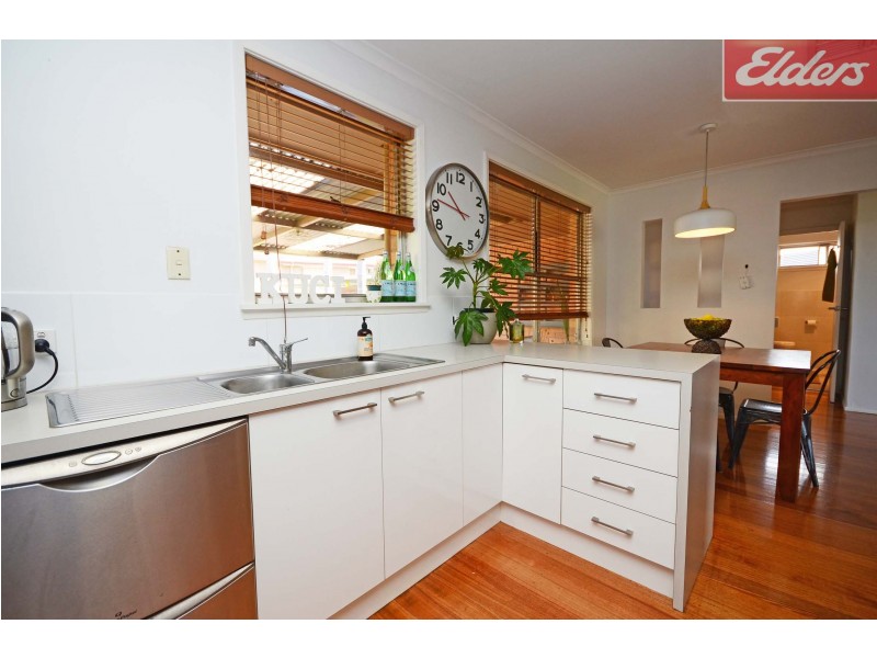 63 Lawrence Street, Wodonga VIC 3690