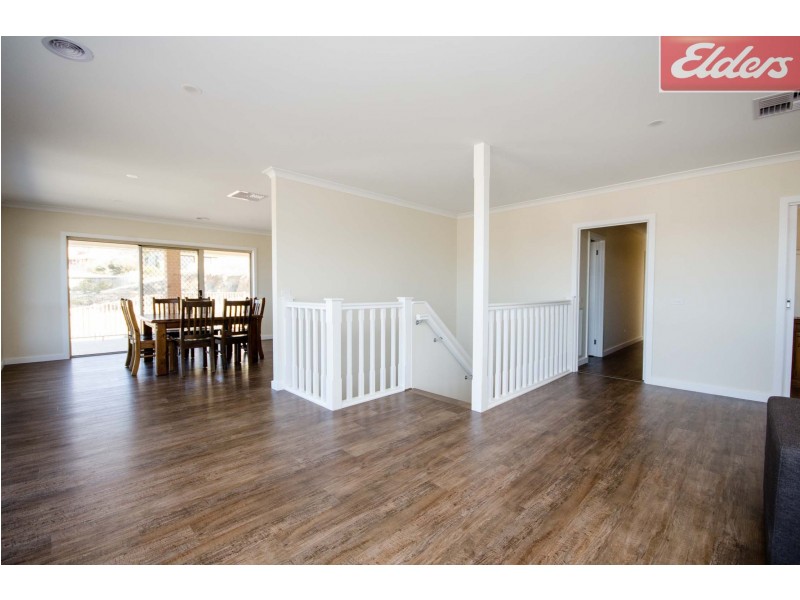 30 Avondale Drive, Wodonga VIC 3690