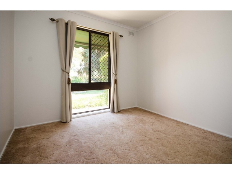 38 Wiltshire Crescent, Wodonga VIC 3690