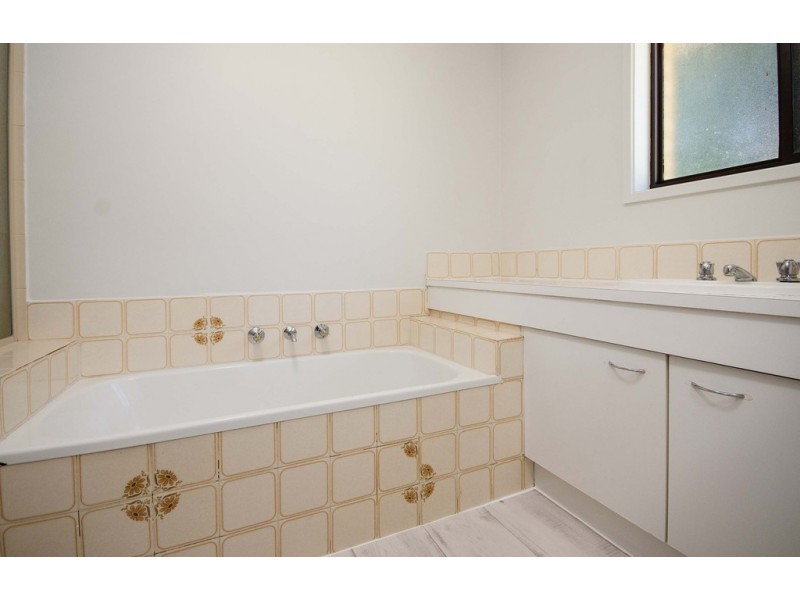 38 Wiltshire Crescent, Wodonga VIC 3690