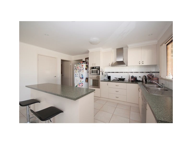 9 Innisbrook Avenue, Wodonga VIC 3690