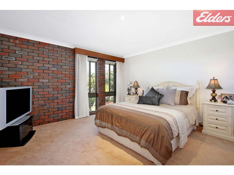 406 Carlma Crescent, Lavington NSW 2641
