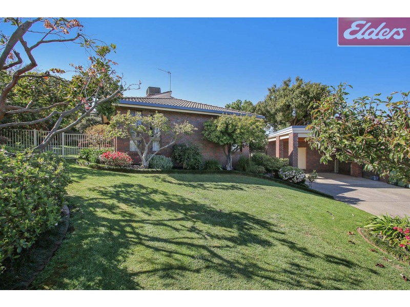 406 Carlma Crescent, Lavington NSW 2641