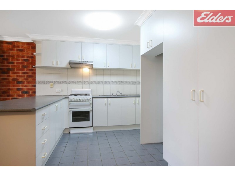 1/27 Severin Court, Thurgoona NSW 2640