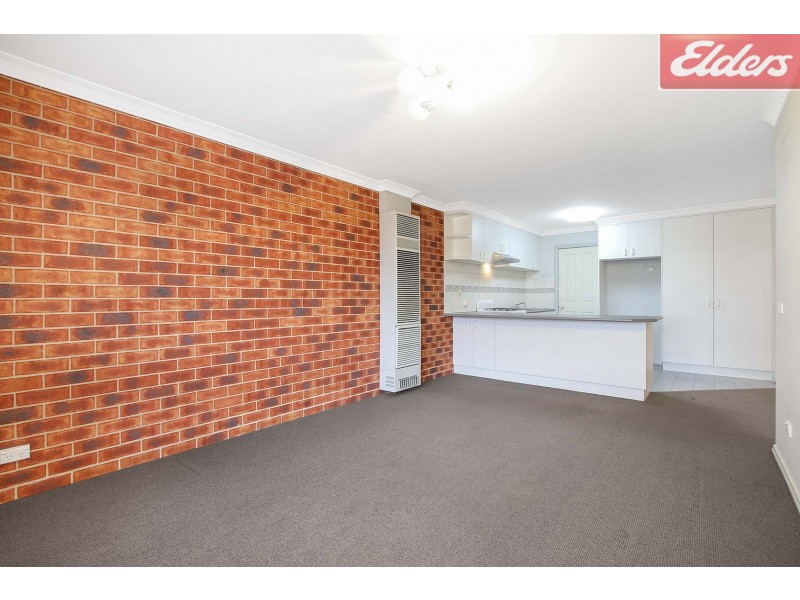1/27 Severin Court, Thurgoona NSW 2640