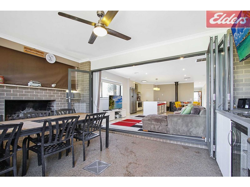 8 Dwyer Avenue, Wodonga VIC 3690