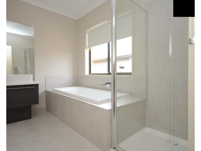 35 Peeler Street, Wodonga VIC 3690