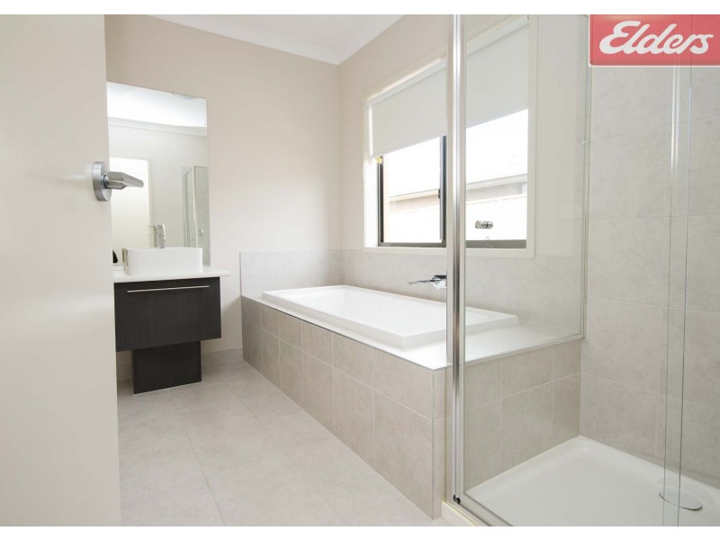 35 Peeler Street, Wodonga VIC 3690