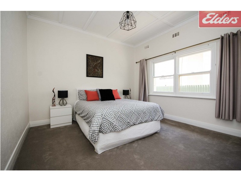 284 Mount Street, East Albury NSW 2640
