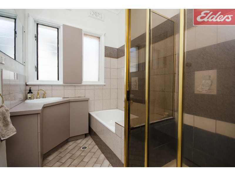 284 Mount Street, East Albury NSW 2640