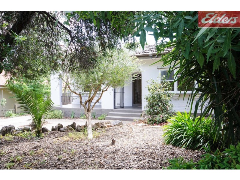 284 Mount Street, East Albury NSW 2640