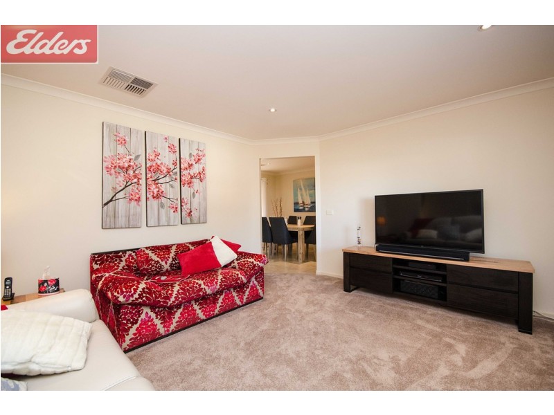 12 Montclair Avenue, Wodonga VIC 3690