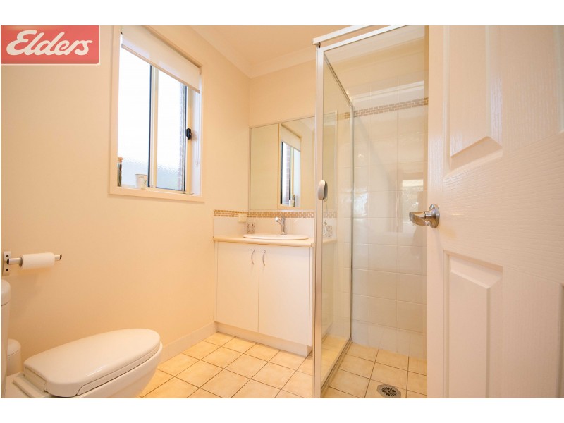 12 Montclair Avenue, Wodonga VIC 3690