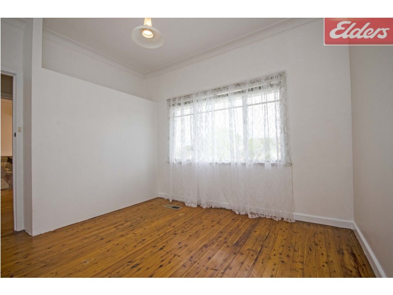 313 Wahroonga Road, Lavington NSW 2641