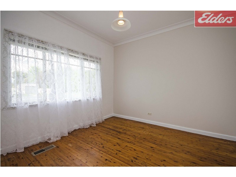 313 Wahroonga Road, Lavington NSW 2641