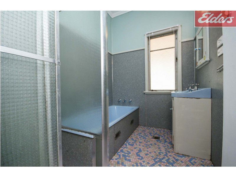 313 Wahroonga Road, Lavington NSW 2641