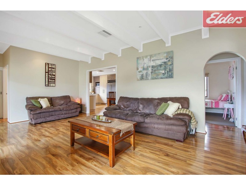 421 Parnall Street, Lavington NSW 2641