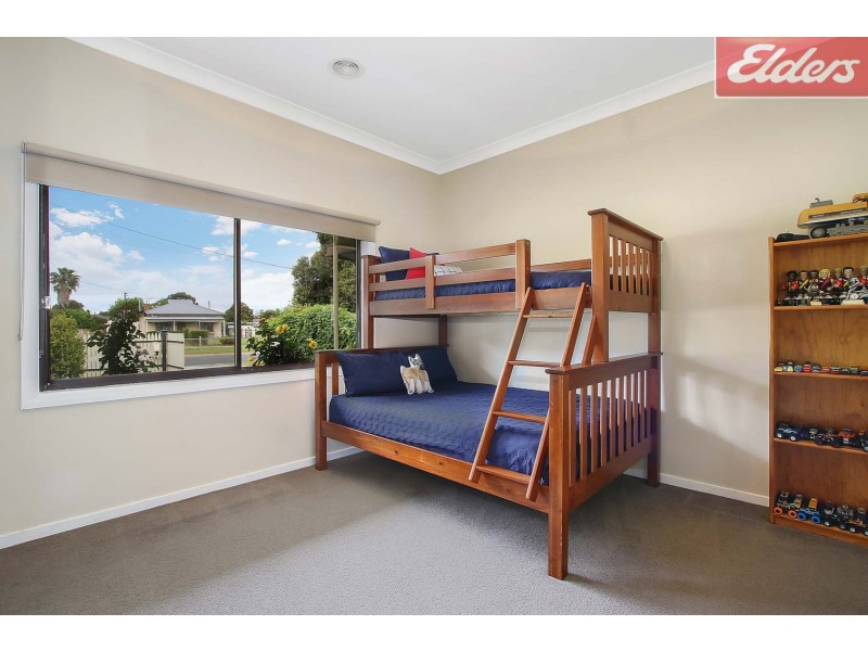 421 Parnall Street, Lavington NSW 2641