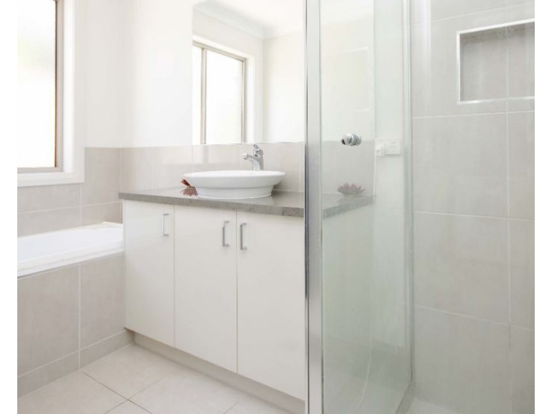 43 Victoria Cross Parade, Wodonga VIC 3690