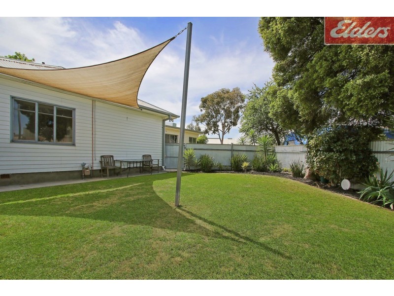 537 Kalimna Crescent, Lavington NSW 2641