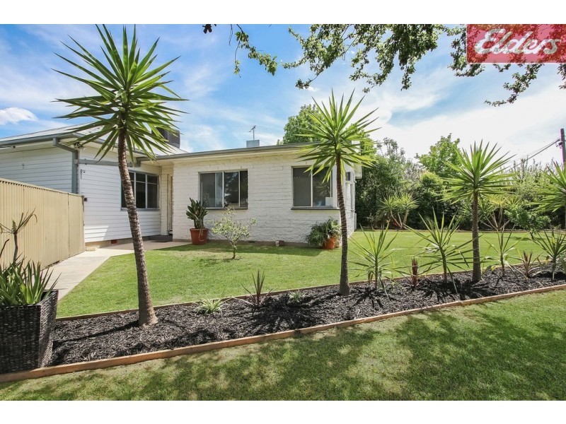 537 Kalimna Crescent, Lavington NSW 2641