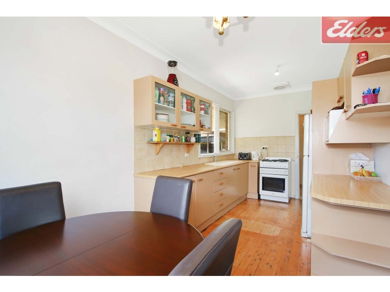 528 Douglas Road, Lavington NSW 2641