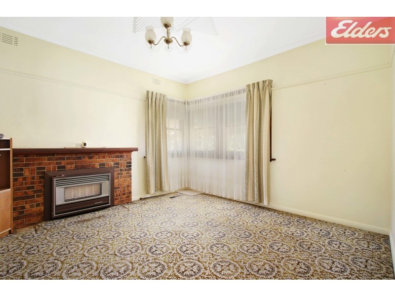 929 Padman Drive, West Albury NSW 2640