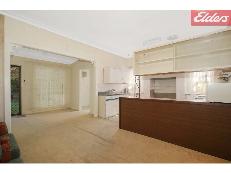 929 Padman Drive, West Albury NSW 2640