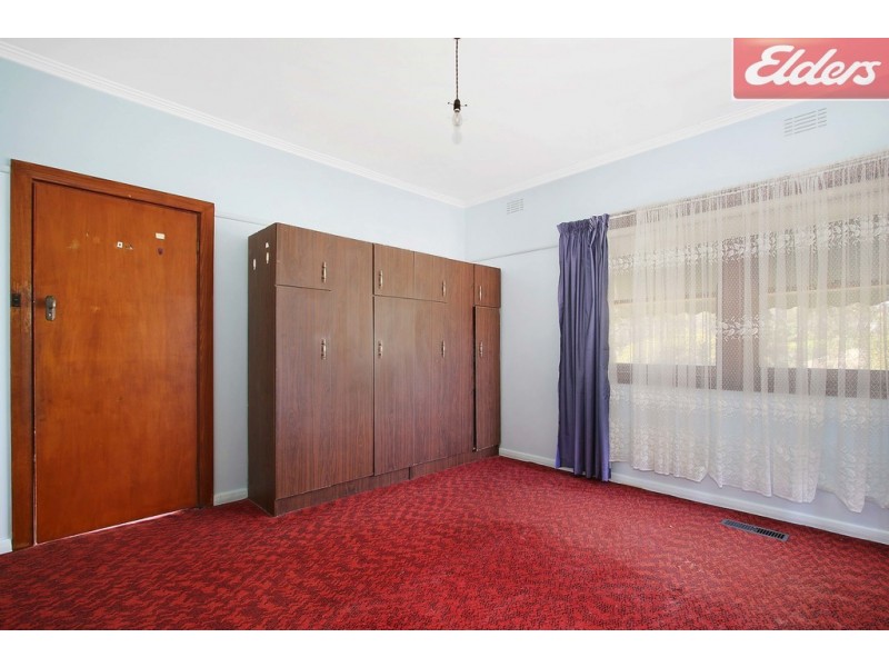 929 Padman Drive, West Albury NSW 2640