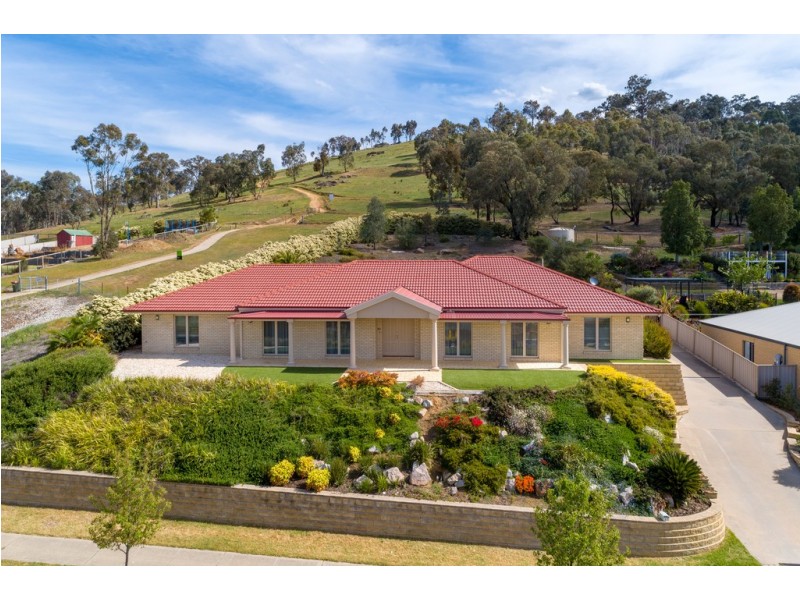 47 Ballara Drive, Wodonga VIC 3690