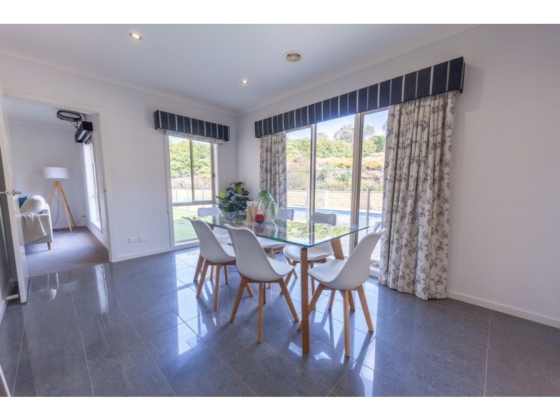 47 Ballara Drive, Wodonga VIC 3690