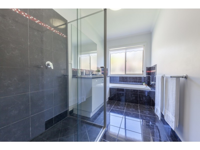 47 Ballara Drive, Wodonga VIC 3690