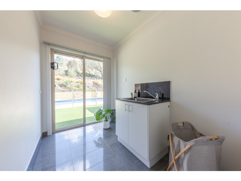 47 Ballara Drive, Wodonga VIC 3690