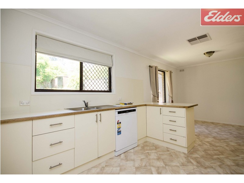 38 Wiltshire Crescent, Wodonga VIC 3690