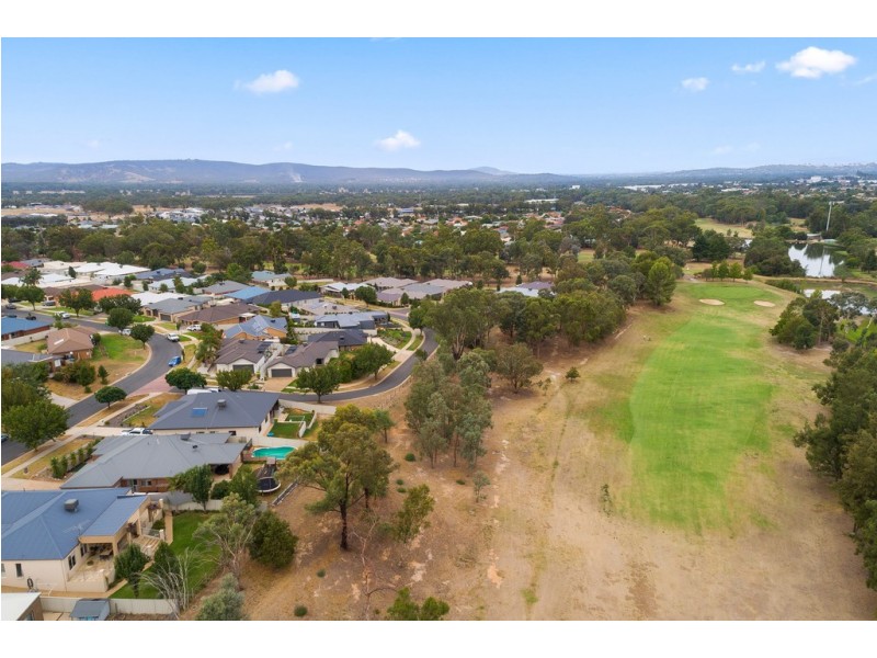29 Montclair Avenue, Wodonga VIC 3690