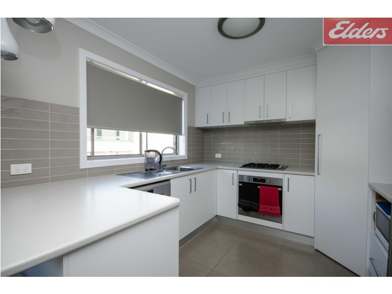 54 WOODLAND STREET, Wodonga VIC 3690