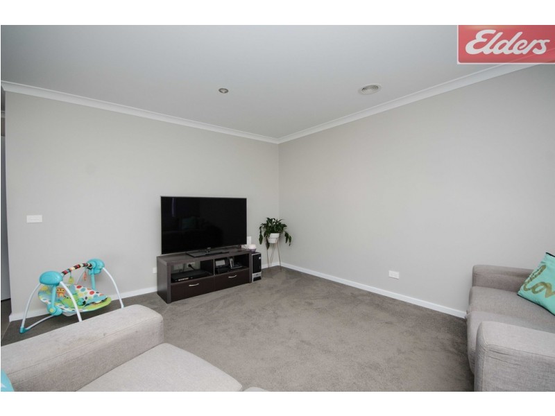 54 WOODLAND STREET, Wodonga VIC 3690