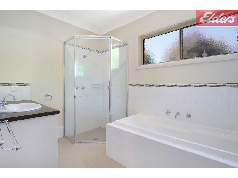 2/58 Russell Street, Howlong NSW 2643