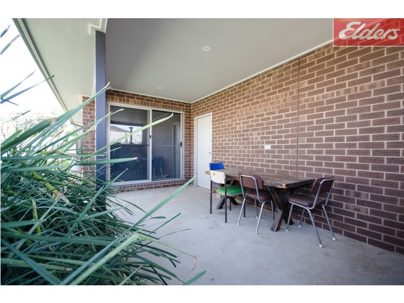 2 Victoria Cross Parade, Wodonga VIC 3690