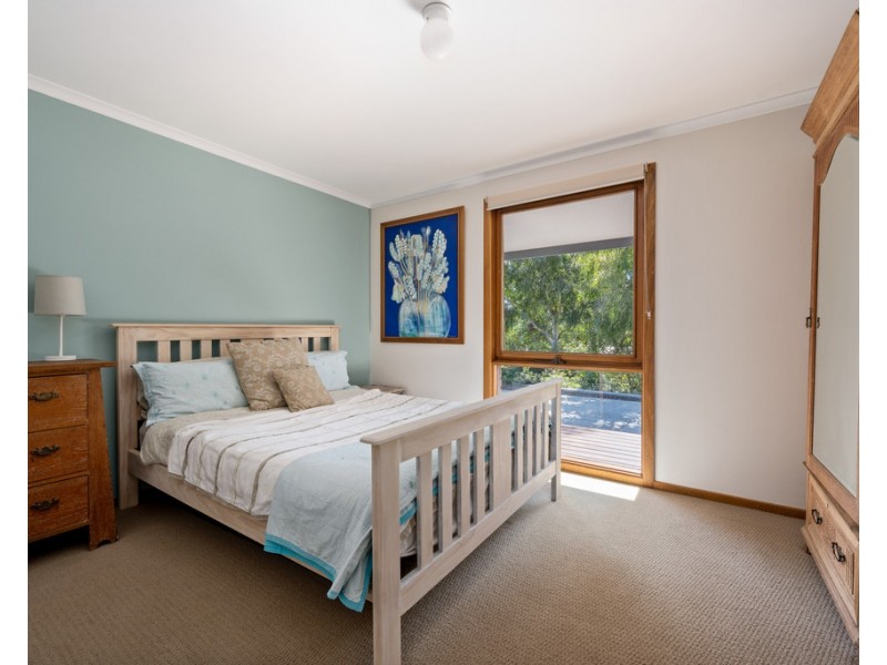 8 Lingford Court, Wodonga VIC 3690