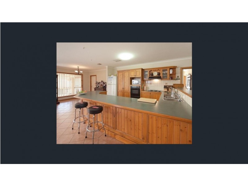 9 Clarendon Avenue, Wodonga VIC 3690