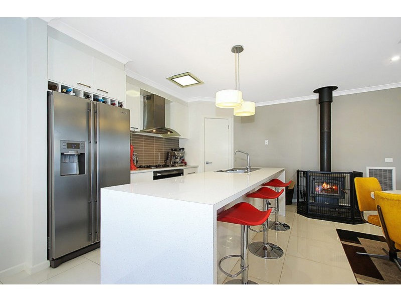 8 Dwyer Avenue, Wodonga VIC 3690