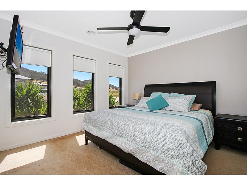 8 Dwyer Avenue, Wodonga VIC 3690