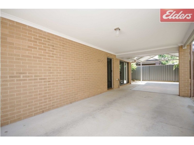 14A St Levans Place, Lavington NSW 2641