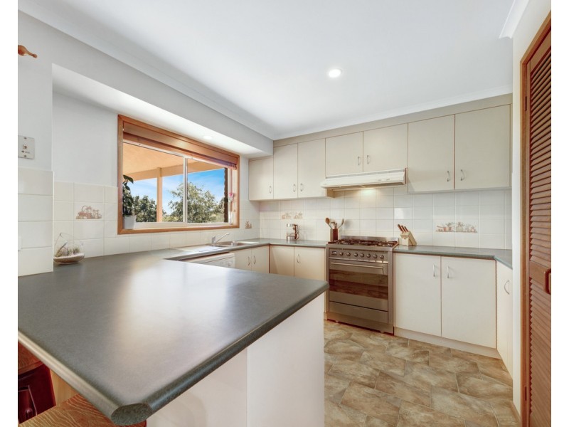 13 Murra Court, Kiewa VIC 3691