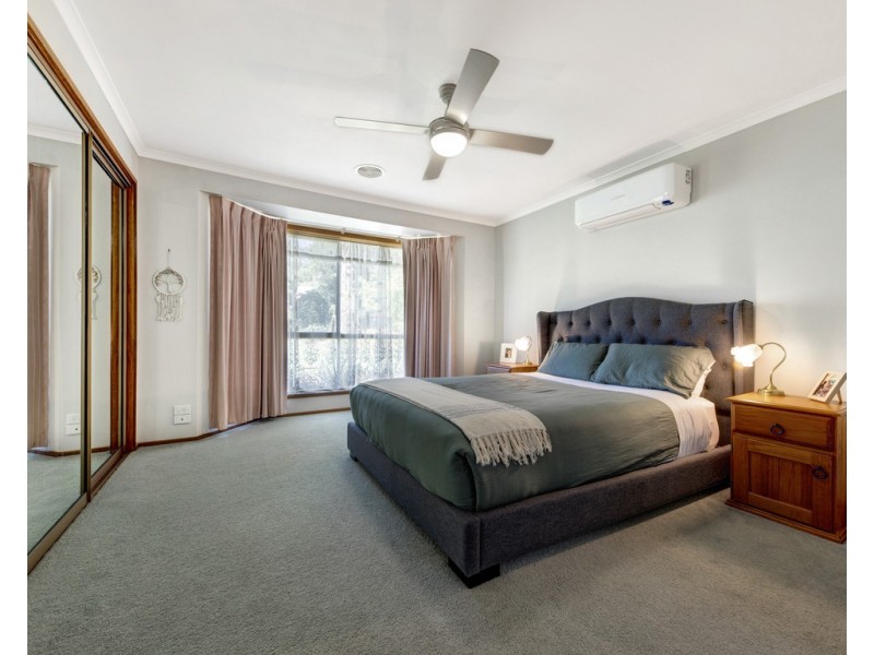 13 Murra Court, Kiewa VIC 3691