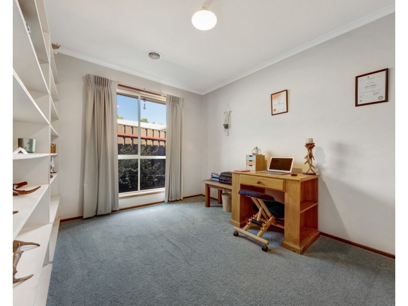 13 Murra Court, Kiewa VIC 3691