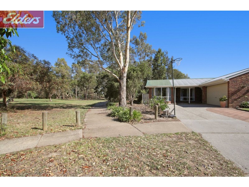 8 Ovens Court, Wodonga VIC 3690