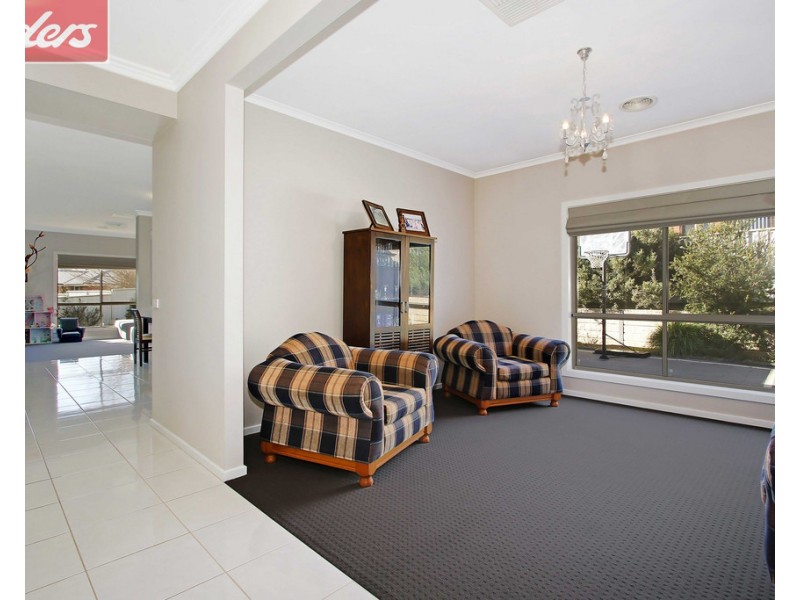 66 Newton Circuit, Thurgoona NSW 2640