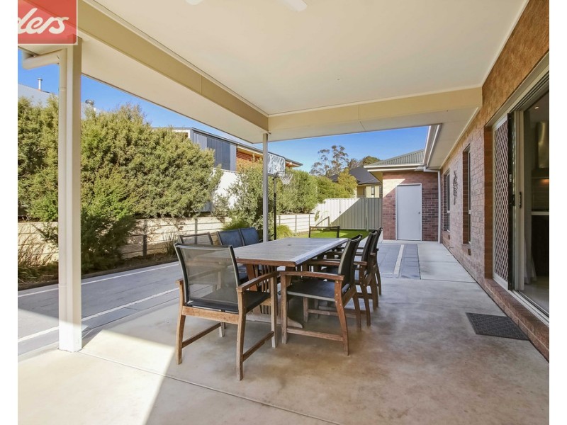 66 Newton Circuit, Thurgoona NSW 2640